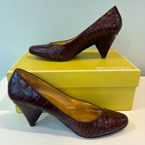 MICHAEL Michael Kors Brown‎ Crocodile Embossed Leather Heels Size 8.5